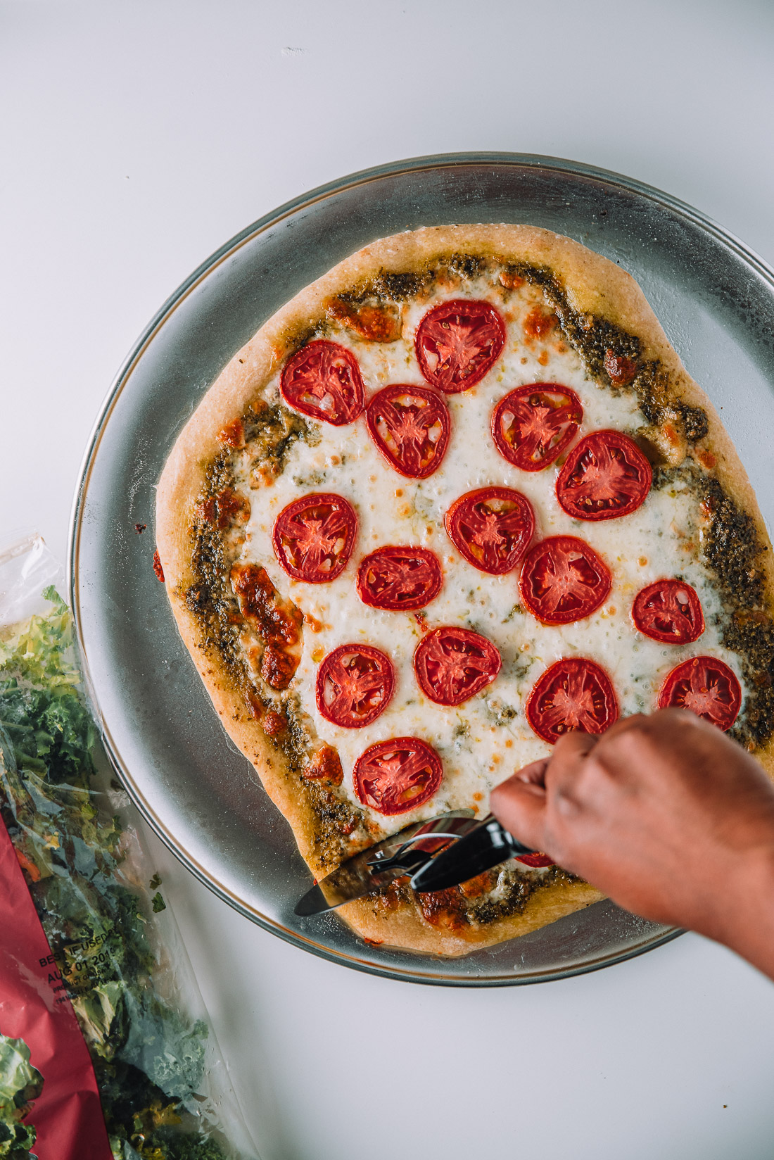 Kale-Pesto-Pizza-Natures-Greens-Mash-and-Spread