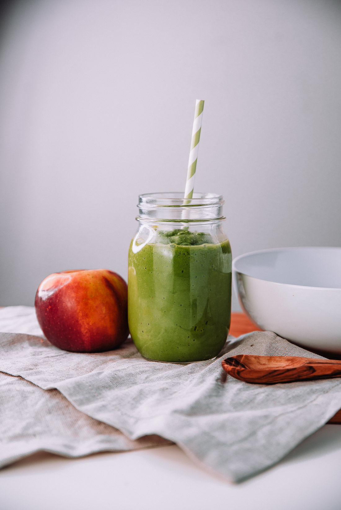 Apple-Honey-Avocado-Smoothie